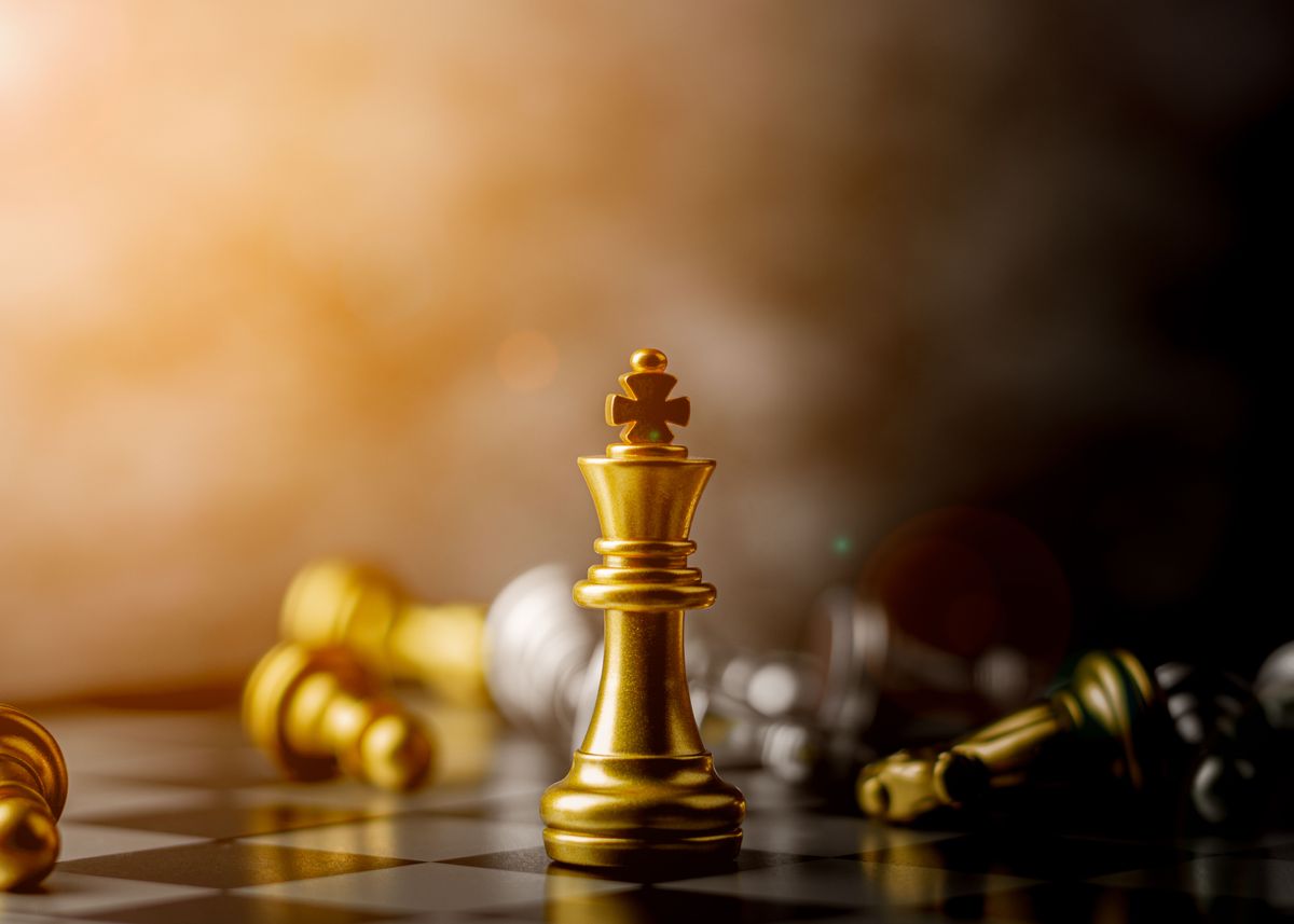 Gold Chess King Figure Wallpaper – Myindianthings