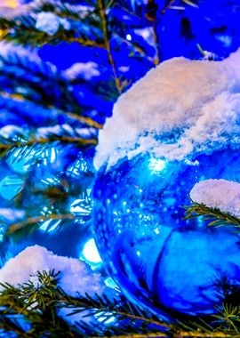 Blue Christmas Ball Snow