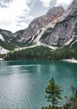 Mountains at Lake Italy