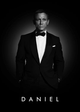 Daniel Craig