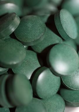 Spirulina platensis pills