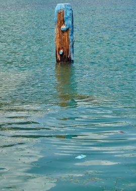 wooden mooring