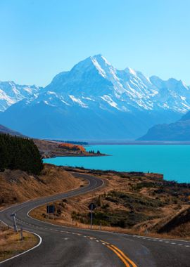 Mountains at Lake highway