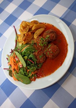 Greek meatballs with sauce