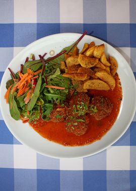 Greek meatballs with sauce