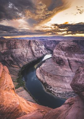 Horseshoe Bend at Sunset