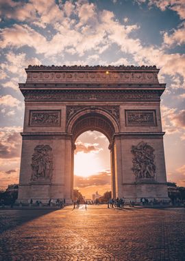 Golden Arc of Paris