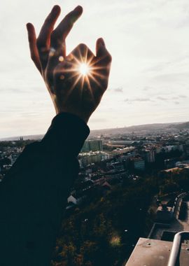 Sun Through Fingers