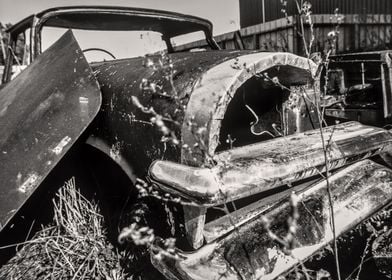 Dead cars series - in black and white #101