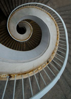 Spiral stairs in gray and blue