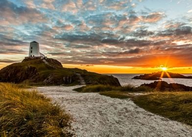 Sunset at Tyr Mawr Lighthouse