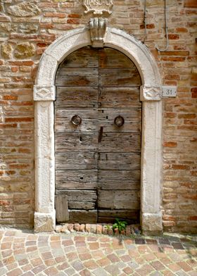 Antique portal in Central Italy