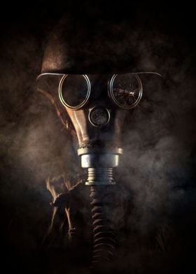 Selfportrait in the gas mask