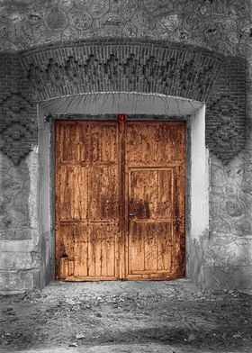 Old castillian wooden gate
