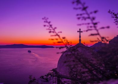 Violet sunset in Santorini