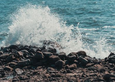 Splashing Waves on Rocks 02