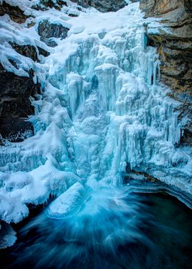 Frozen Waterall