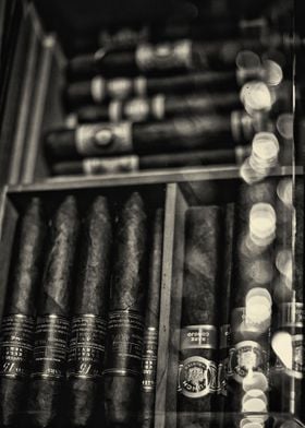 HABANO CIGARS monochrome