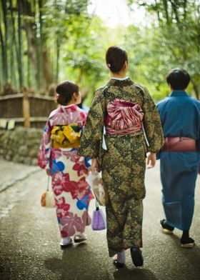 Kimono girls