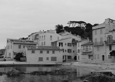 Lonely Town Saint Tropez