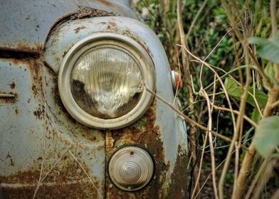 Abandoned car