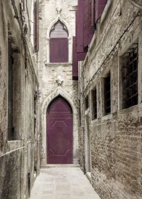 Plum Door Venice Italy