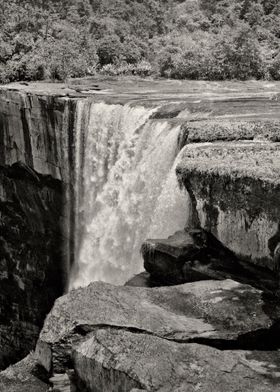 Kaieteur Falls in 1950