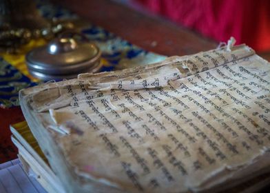 Tibetan sacred scriptures