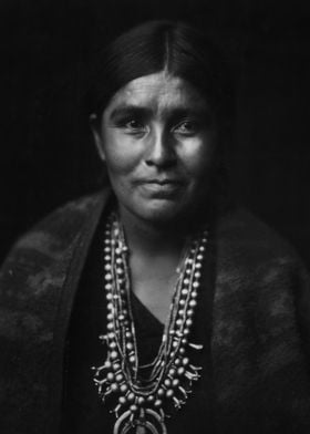 1904 Navajo Woman