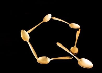 Letter Q made of spoons 