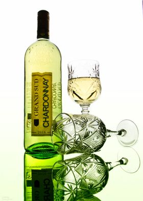 white wine bottle glasses