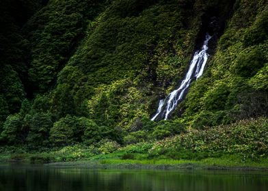 Waterfalls of the Flores 