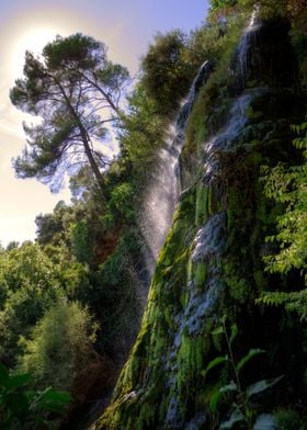 Sillans La Cascade