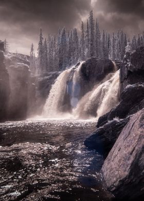 Rjukandefoss waterfall