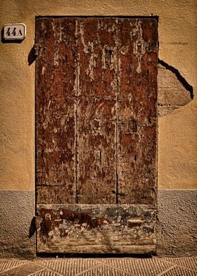 Door in Val dOrcia