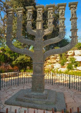 Menorah Statue Jerusalem 