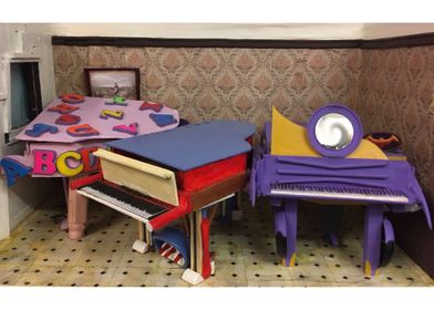 Mini Piano Saleroom