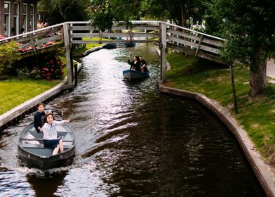 Giethoorn canal series