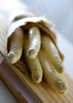 fresh white asparagus