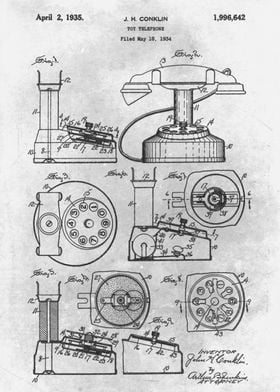 No121 Toy telephone