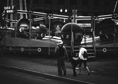 Tilt A Whirl 