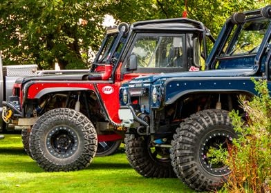 Land Rover Defenders