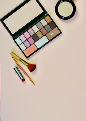 Woman makeup set on the pi