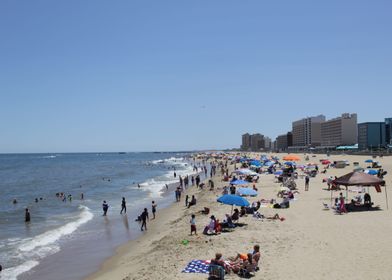 La Playa y la Ciudad