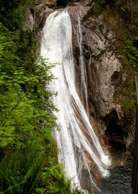 Twin Falls Waterfall 2