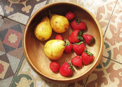 Pears and strawberry 