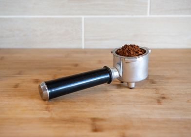 portafilter with coffee