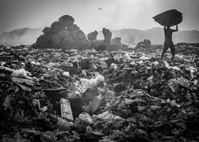 Labor at garbage yard Asia