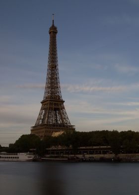 Eiffel Tower 32