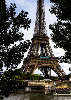 Eiffel Tower 43